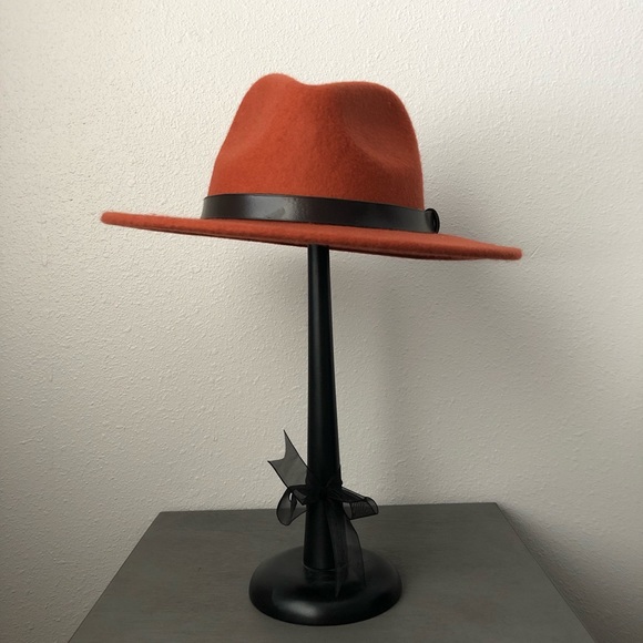 Belted Wool Panama Hat - Picture 2 of 9
